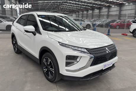 White 2022 Mitsubishi Eclipse Cross Wagon Es (2Wd)