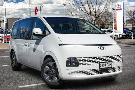 2022 Hyundai Staria Wagon