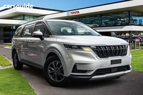 Silver 2022 Kia Carnival Wagon S