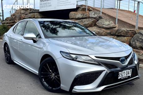 Silver 2021 Toyota Camry Sedan Sx Hybrid