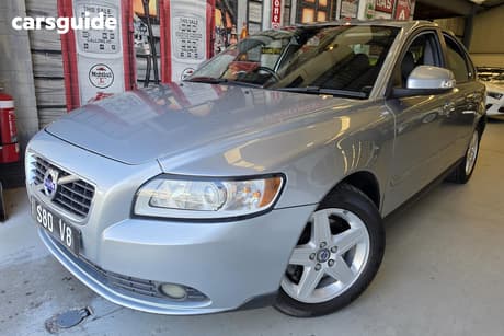 Grey 2013 Volvo V40 Hatchback D4 Kinetic