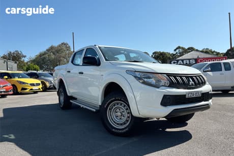 White 2017 Mitsubishi Triton Dual Cab Utility Glx (4X4)