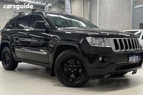 Black 2013 Jeep Grand Cherokee Wagon Laredo (4X4)