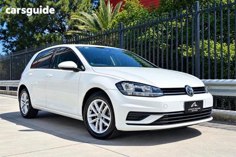 White 2017 Volkswagen Golf Hatchback 110 Tsi