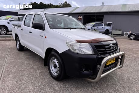 White 2014 Toyota Hilux Dual Cab Pick-up Workmate