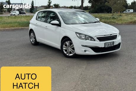 White 2014 Peugeot 308 Hatchback Active