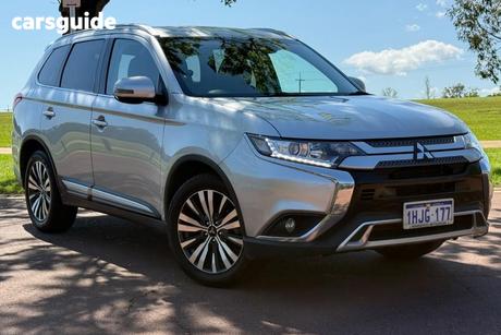 Silver 2020 Mitsubishi Outlander Wagon Ls 7 Seat (2Wd)