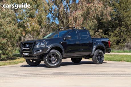Black 2022 Nissan Navara Dual Cab Pick-up Sl Warrior (4X4)