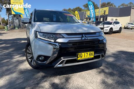 White 2018 Mitsubishi Outlander Wagon Ls 7 Seat (Awd)
