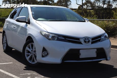 White 2013 Toyota Corolla Hatchback Ascent Sport