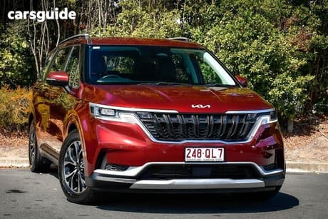 Red 2022 Kia Carnival Wagon S