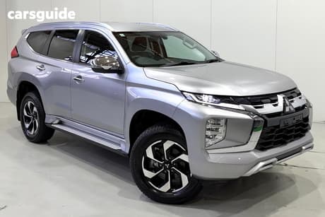 Silver 2025 Mitsubishi Pajero Sport Wagon Gls (4Wd) 7 Seat
