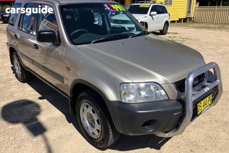 Gold 2001 Honda CR-V Wagon (4X4)