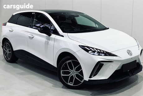 White 2024 MG MG4 Hatchback Essence 64 150Kw