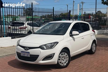 White 2014 Hyundai I20 Hatchback Active