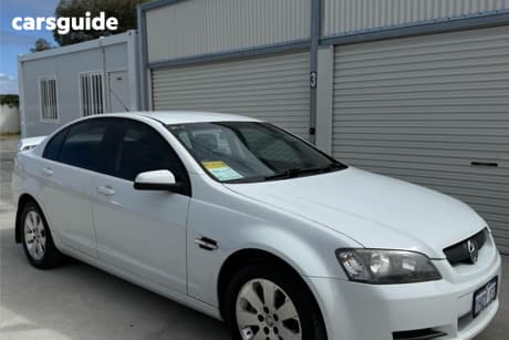 White 2006 Holden Commodore Sedan Omega V