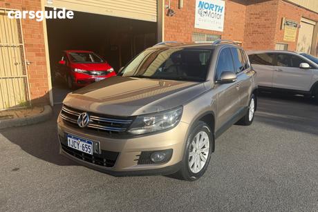 Beige 2013 Volkswagen Tiguan Wagon 155 Tsi (4X4)