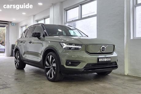 Green 2022 Volvo XC40 Wagon Recharge Twin Pure Electric