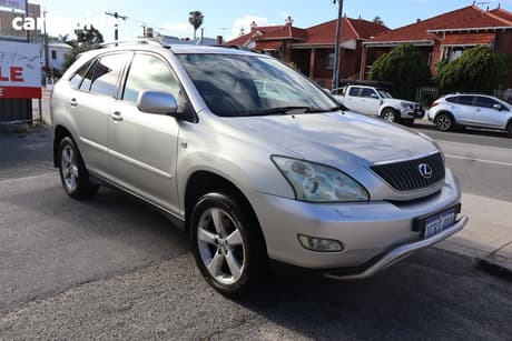Silver 2005 Lexus RX330 Wagon Sports