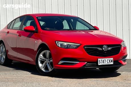 Red 2018 Holden Commodore Liftback Lt