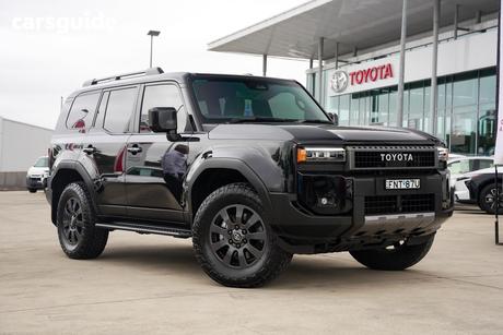Black 2024 Toyota Landcruiser Prado Wagon Altitude