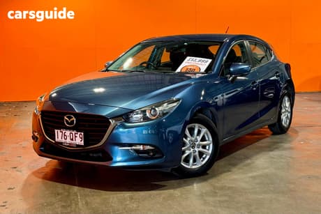 Blue 2017 Mazda 3 Hatchback Maxx