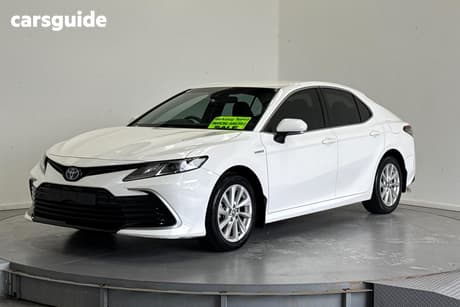 White 2021 Toyota Camry Sedan Ascent