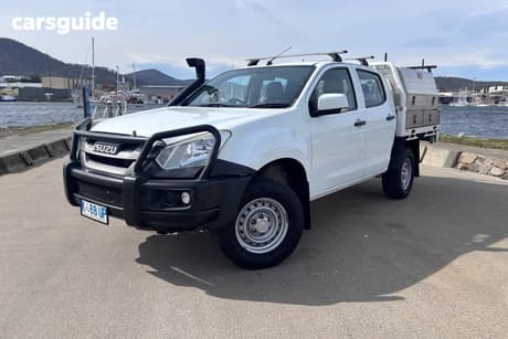 White 2018 Isuzu D-MAX Crew Cab Chassis Sx (4X4)