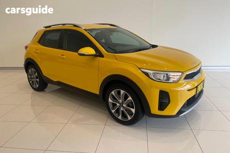 Yellow 2022 Kia Stonic Wagon Sport