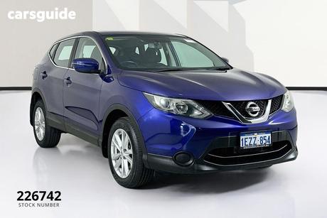 Blue 2016 Nissan Qashqai Wagon St (4X2)