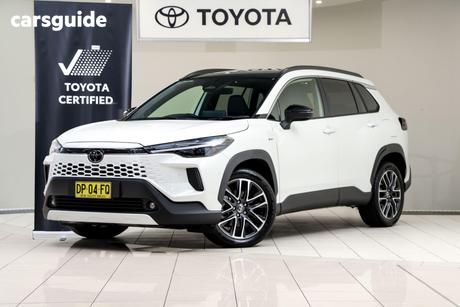 White 2025 Toyota Corolla Cross Wagon Atmos Awd Hybrid