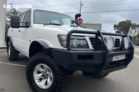 White 1998 Nissan Patrol Wagon Dx (4X4)