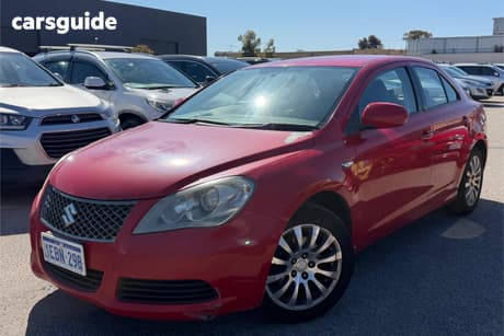 Red 2010 Suzuki Kizashi Sedan Xls