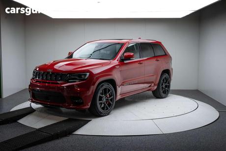 Red 2017 Jeep Grand Cherokee Wagon Srt (4X4)