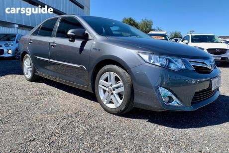 Grey 2013 Toyota Camry Sedan Hybrid Hl