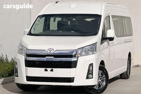 White 2022 Toyota HiAce Bus Slwb Commuter Gl (12 Seats)