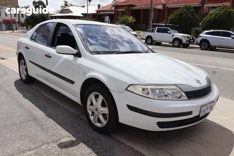 White 2002 Renault Laguna Hatchback Authentique
