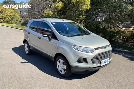 Green 2014 Ford Ecosport Wagon Trend