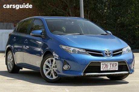 Blue 2013 Toyota Corolla Hatchback Ascent Sport