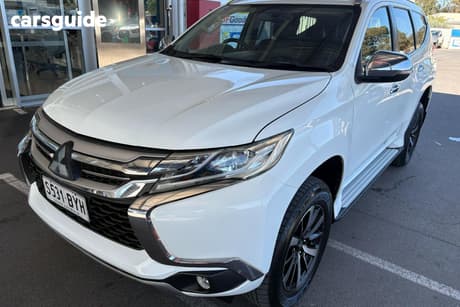 White 2018 Mitsubishi Pajero Sport Wagon Gls (4X4) 7 Seat
