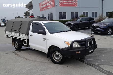 White 2006 Toyota Hilux Cab Chassis Workmate
