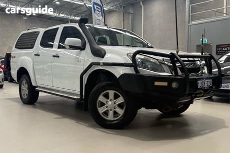 White 2014 Isuzu D-MAX Crew Cab Utility Ls-M Hi-Ride (4X4)