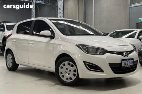 White 2013 Hyundai I20 Hatchback Active