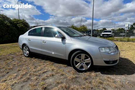 Silver 2010 Volkswagen Passat Sedan 125 Tdi Highline