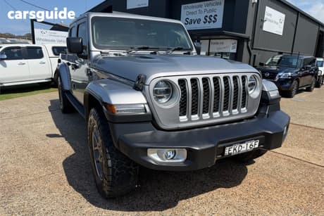 Silver 2020 Jeep Gladiator Dual Cab Utility Overland (4X4)