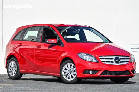 Red 2013 Mercedes-Benz B180 Hatchback