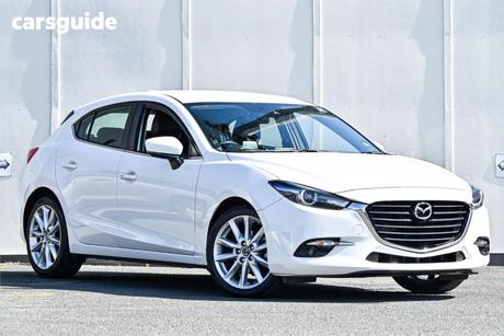White 2017 Mazda 3 Hatchback Sp25 Gt