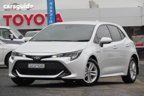 White 2021 Toyota Corolla Hatchback Ascent Sport Hybrid