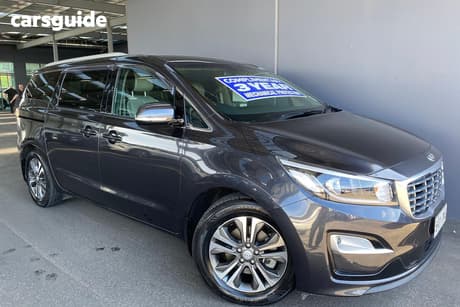 Grey 2018 Kia Carnival Wagon Sli
