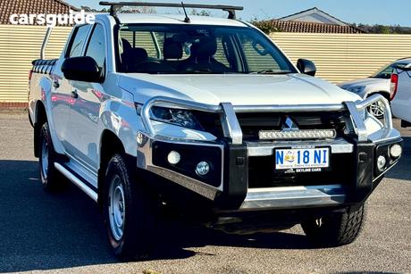 White 2022 Mitsubishi Triton Double Cab Pick Up Glx (4X2)